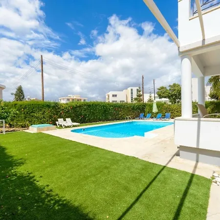 فيلة Rent Your Dream Holiday And Look Forward To Relaxing Beside Your Private Pool 1387 أيا نابا